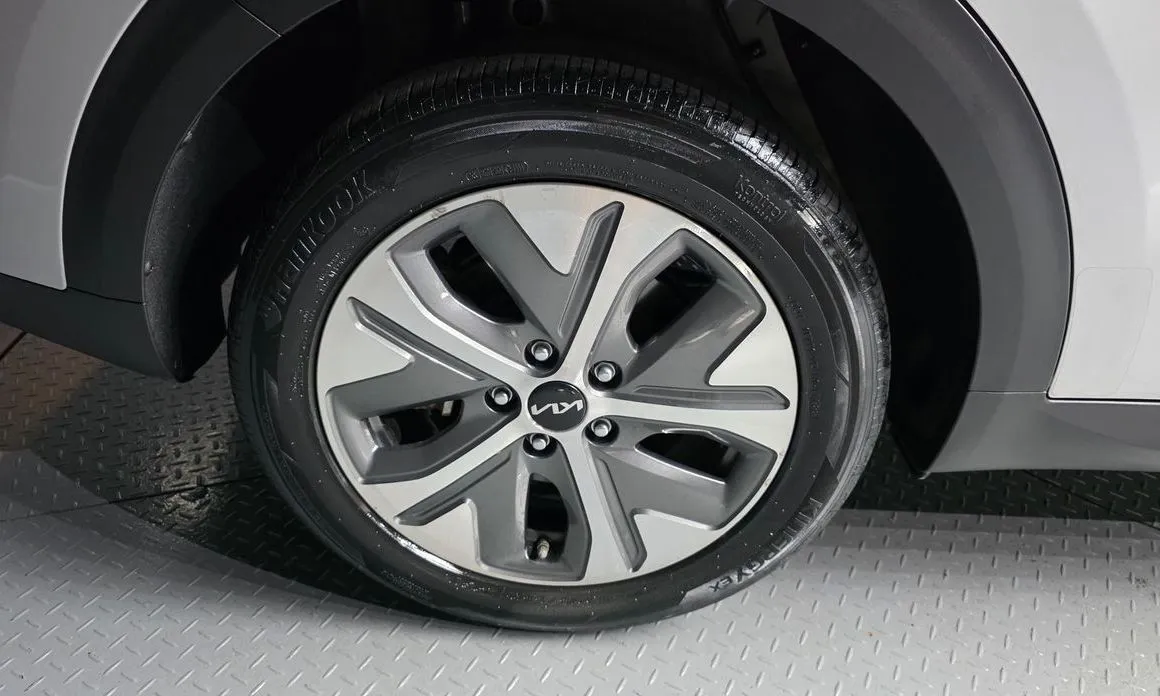 Kia Niro — фото 10