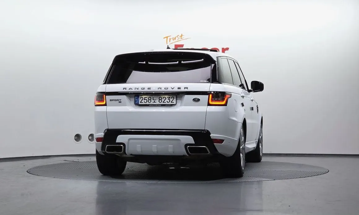 Land Rover Range Rover Sport — фото 7
