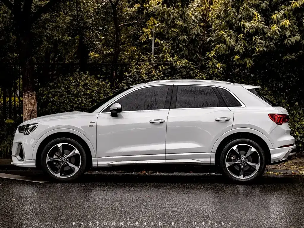 Audi Q3 — фото 7