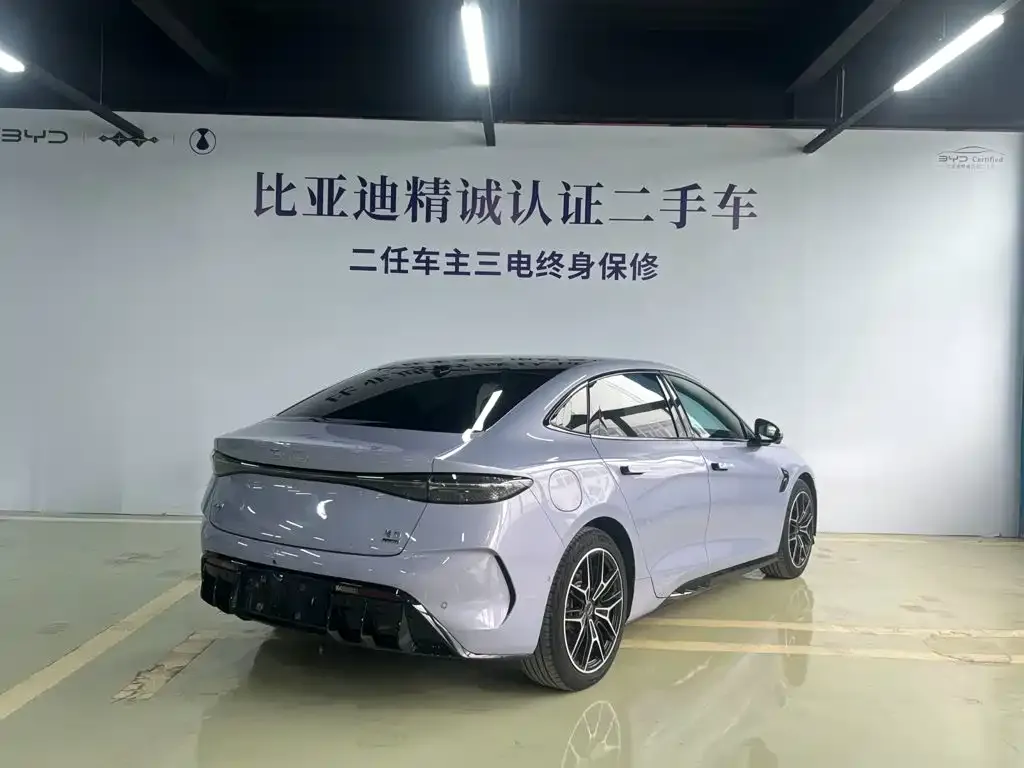 BYD Seal — фото 6