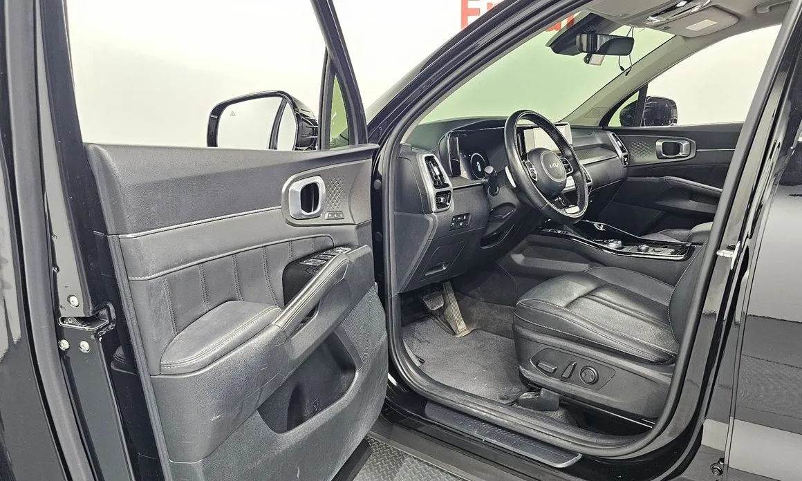 Kia Sorento — фото 6
