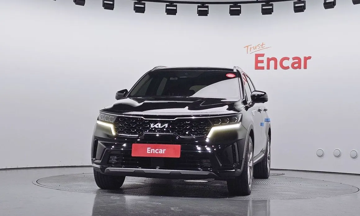 Kia Sorento — фото 9