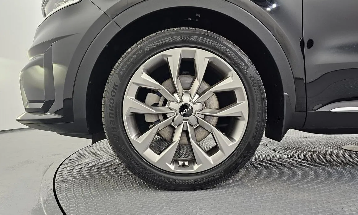 Kia Sorento — фото 8