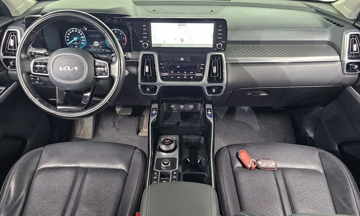 Kia Sorento — фото 10