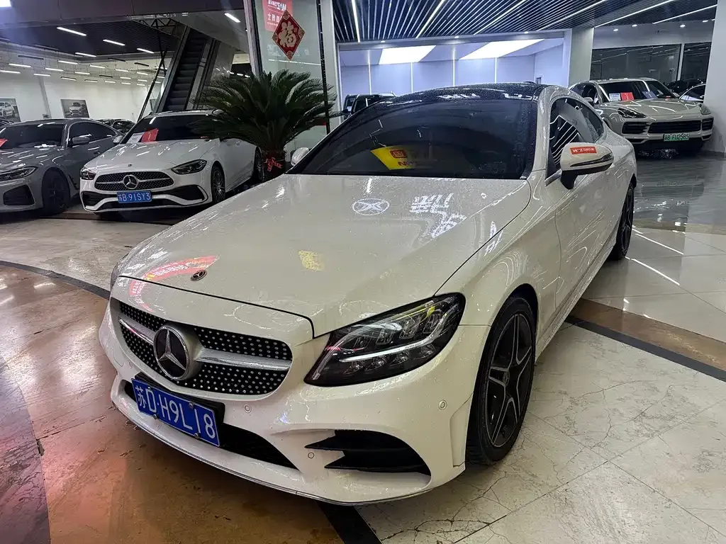 Mercedes-Benz C-Class (Import) — фото 1