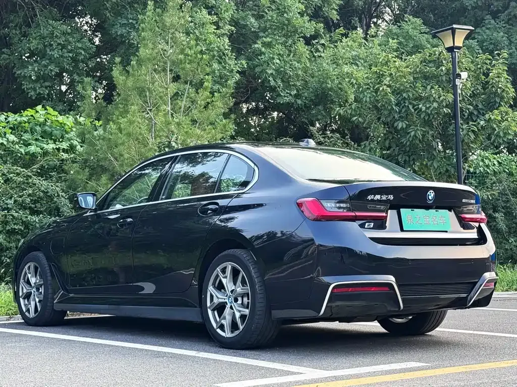 BMW i3 — фото 10