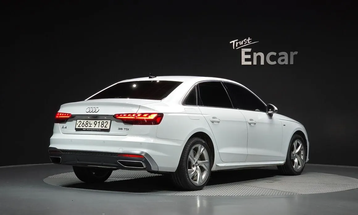 Audi A4 — фото 4