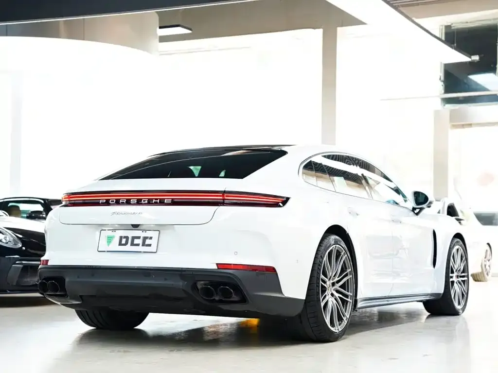 Porsche Panamera — фото 9