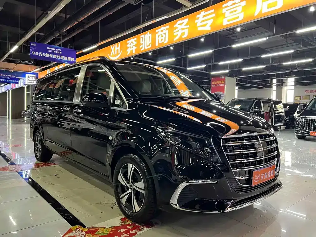 Mercedes-Benz Vito — фото 1