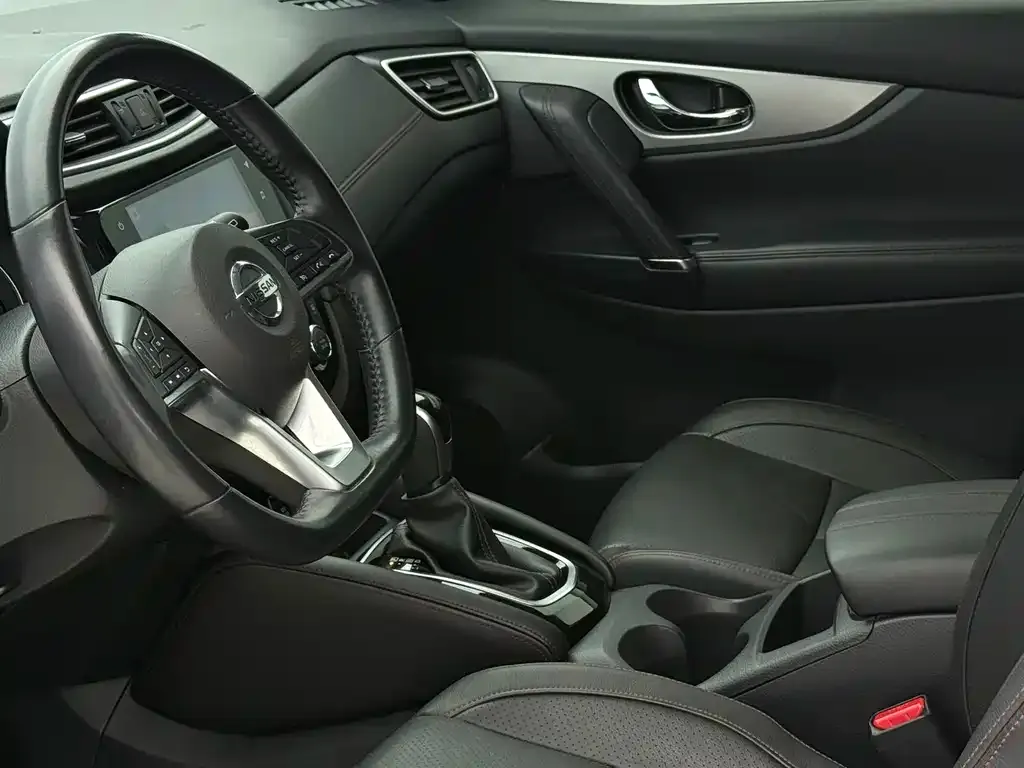 Nissan Qashqai — фото 6