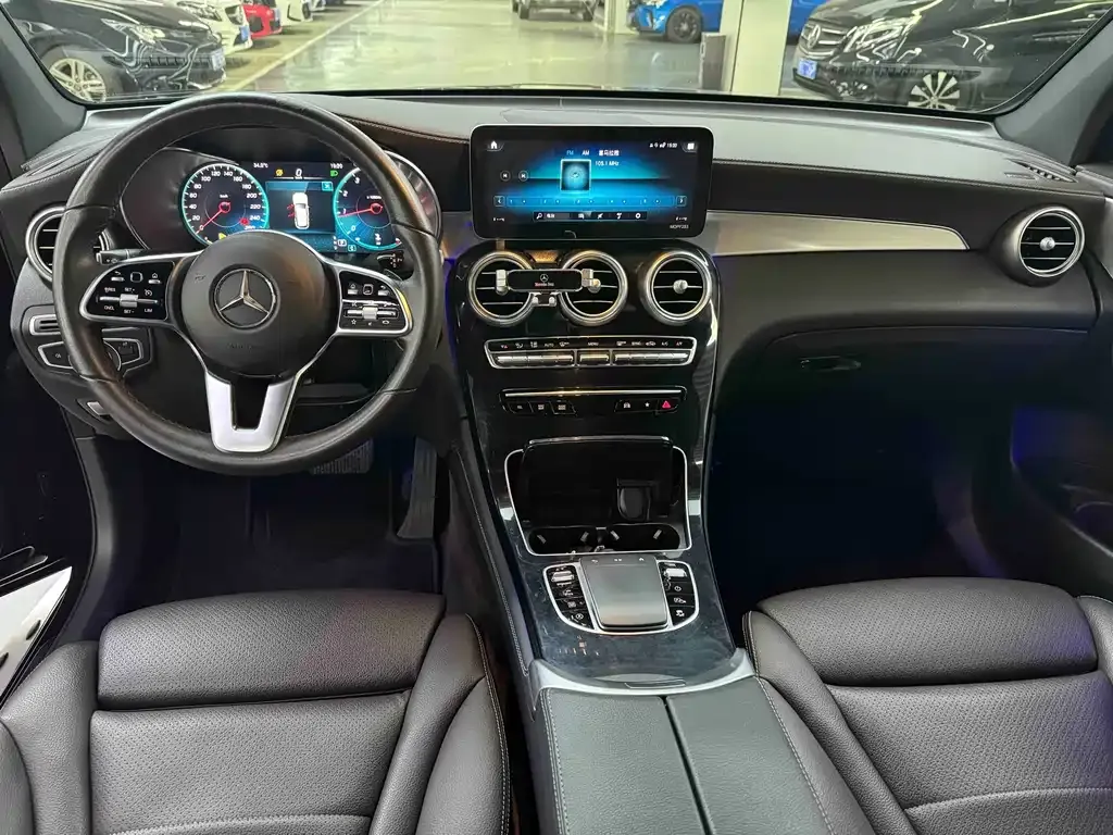 Mercedes-Benz GLC — фото 4