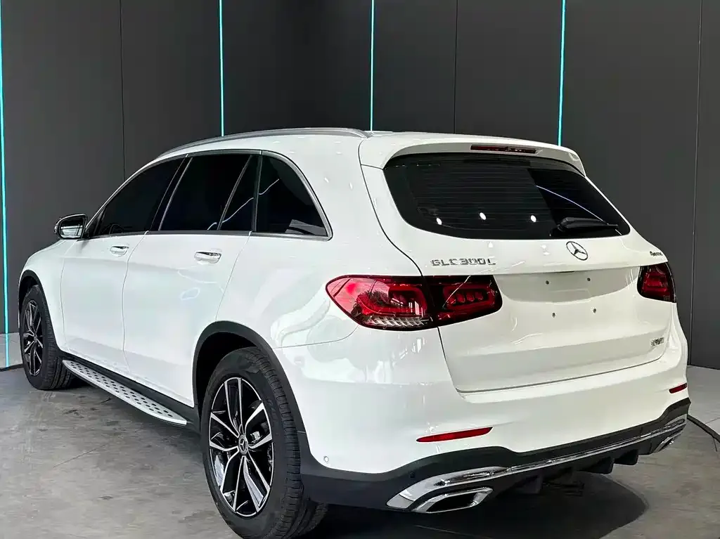 Mercedes-Benz GLC — фото 7