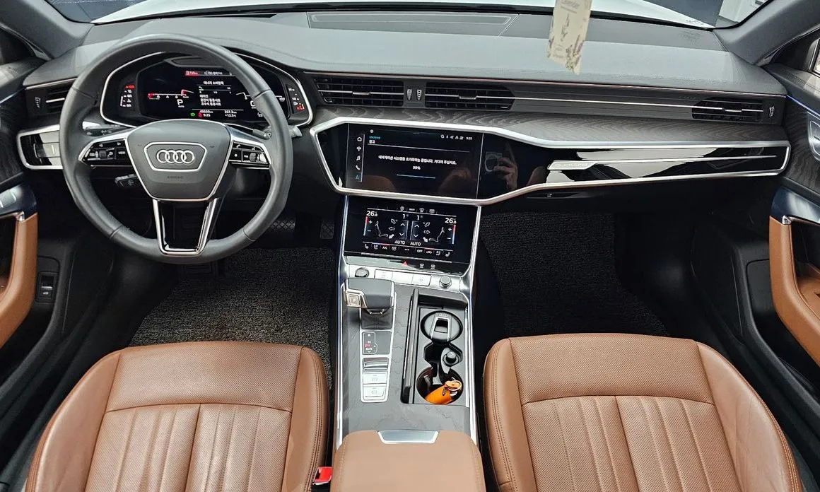 Audi A6 — фото 10