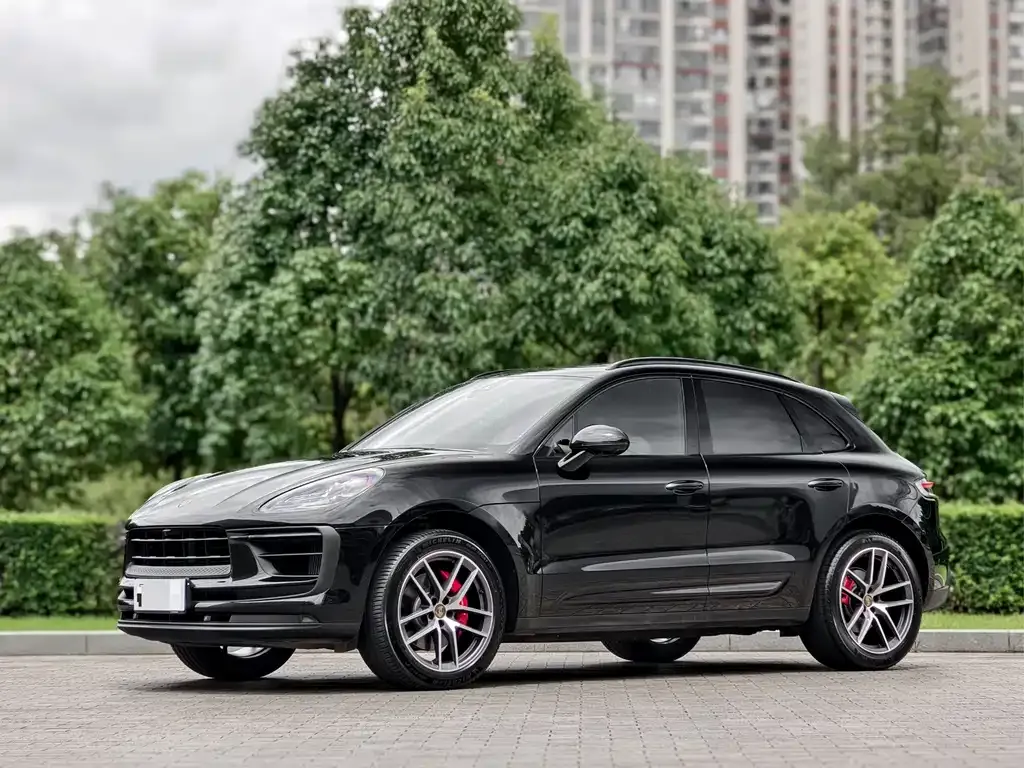 Porsche Macan — фото 1