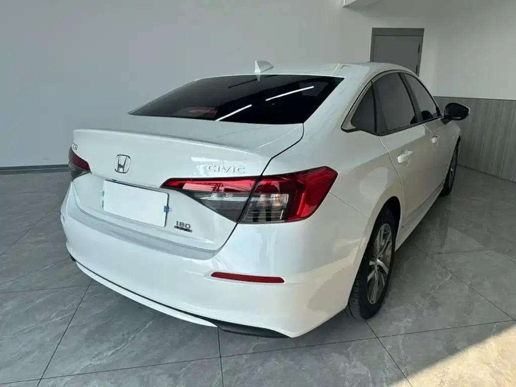 Honda Civic — фото 7