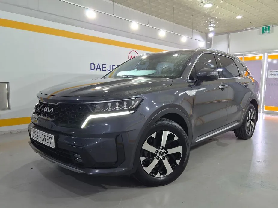 Kia Sorento — фото 1
