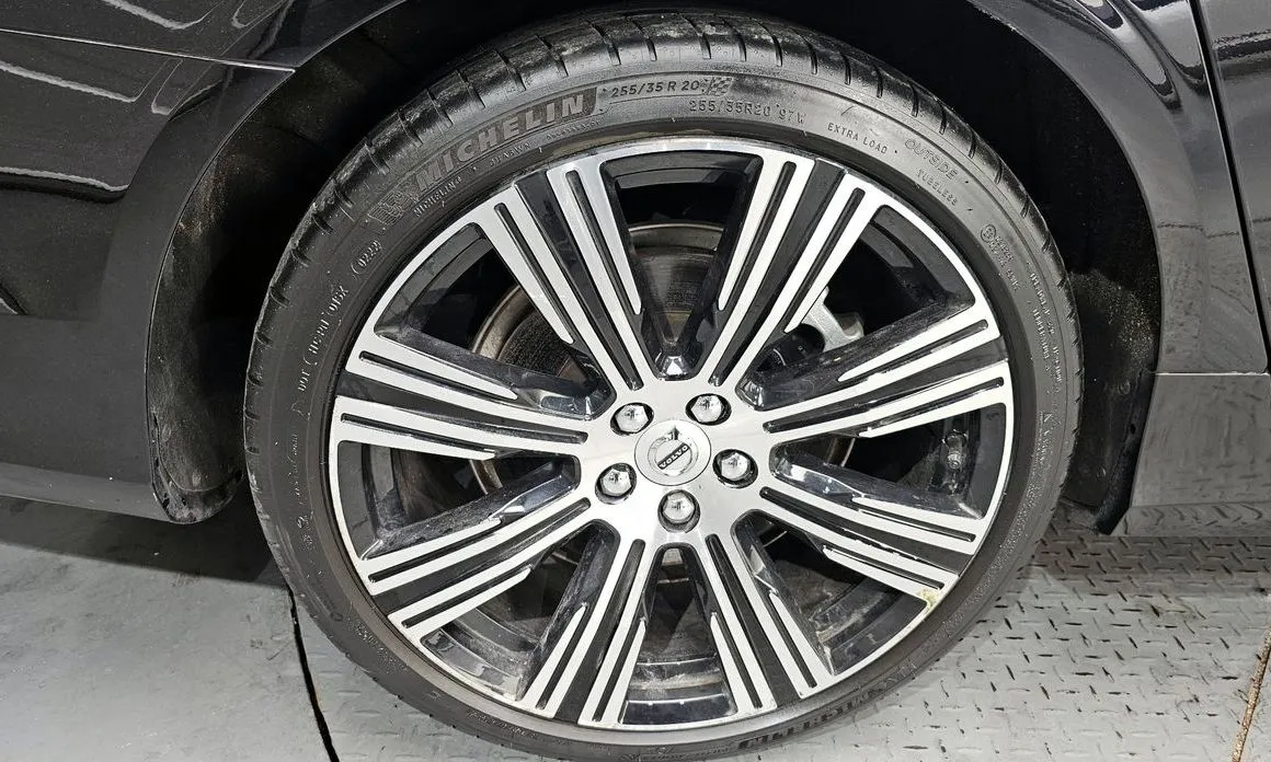 Volvo S90 — фото 10