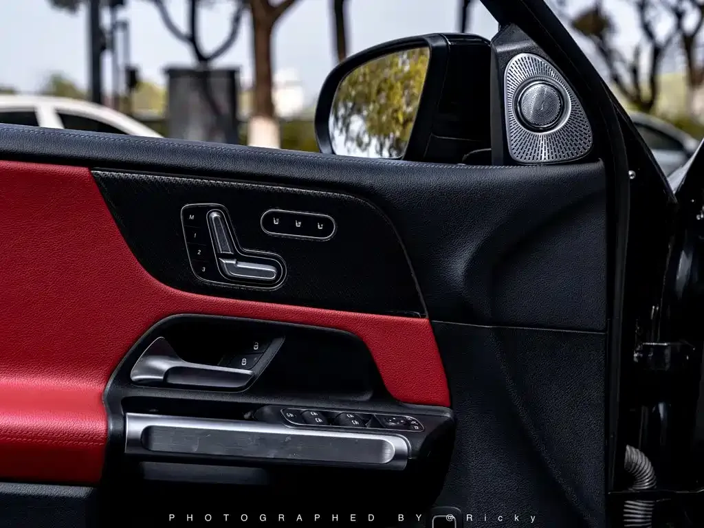 Mercedes-Benz GLB AMG — фото 8
