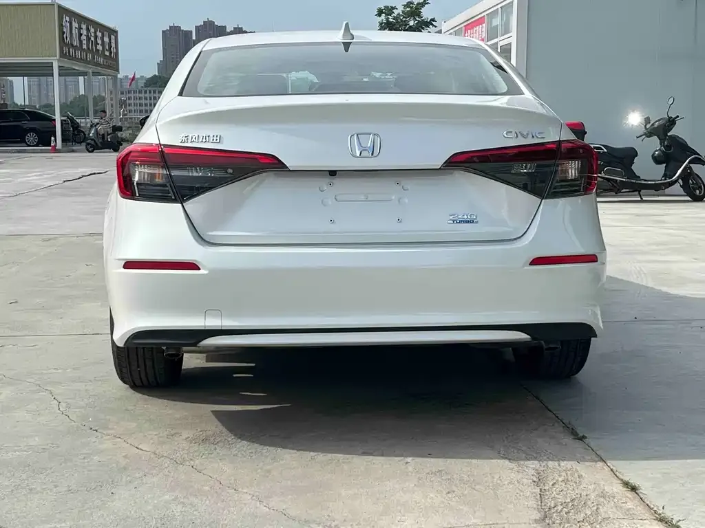 Honda Civic — фото 3