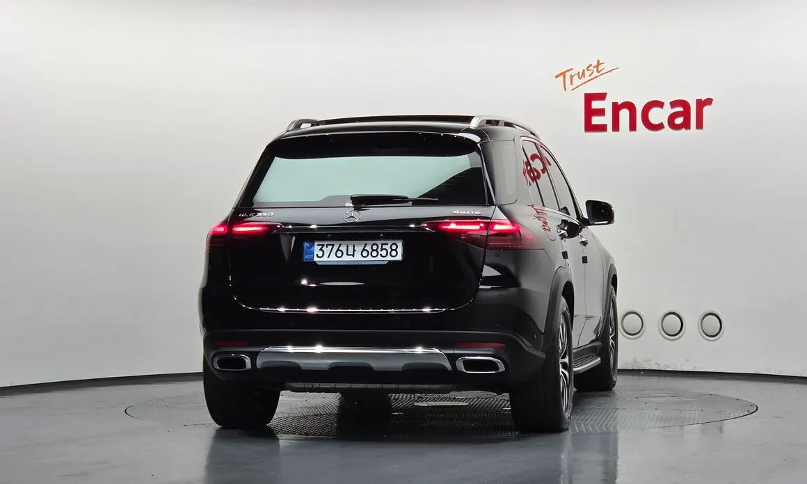 Mercedes-Benz GLE-Class — фото 6