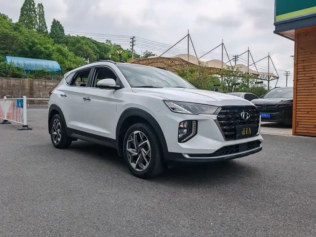 Hyundai Tucson — фото 4