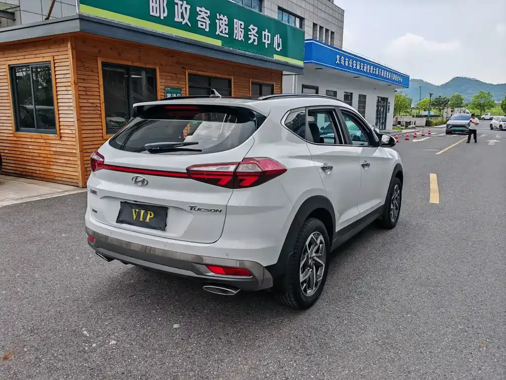 Hyundai Tucson — фото 6