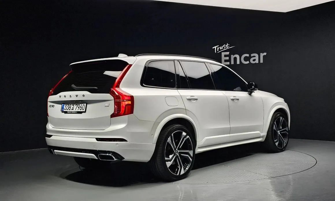 Volvo XC90 — фото 4