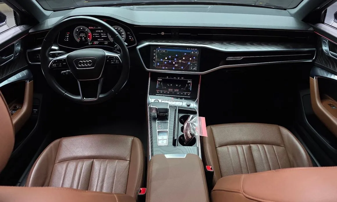 Audi A6 — фото 7