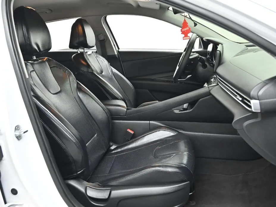 Hyundai AVANTE — фото 6