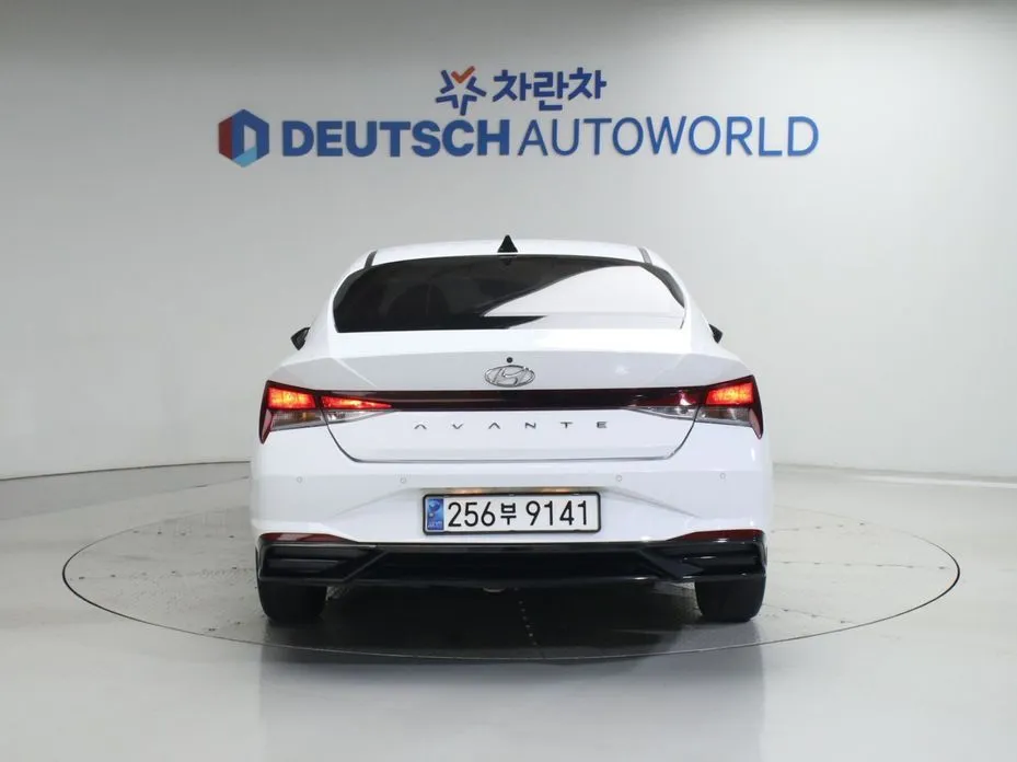 Hyundai AVANTE — фото 8