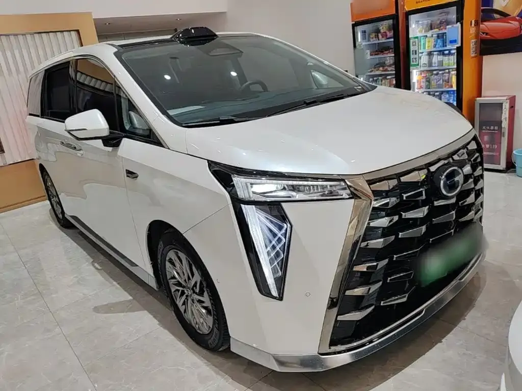 GAC Motor Trumpchi M8 — фото 3