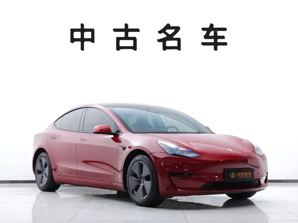 Tesla Model 3 — фото 10