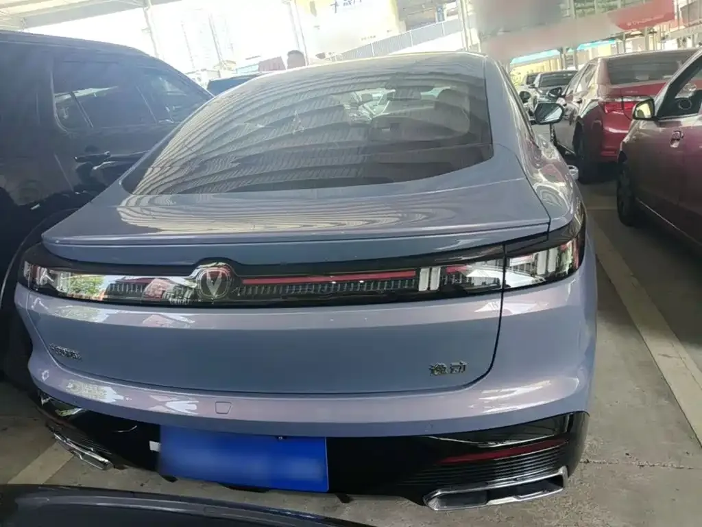Changan Eado — фото 10