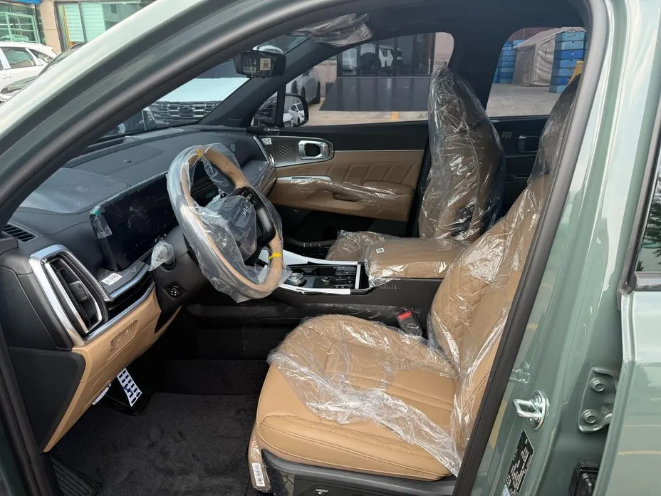 Kia Sorento — фото 6