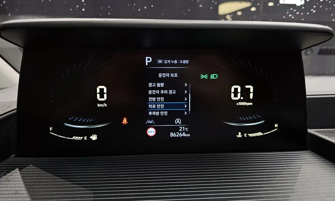 Hyundai Staria — фото 4