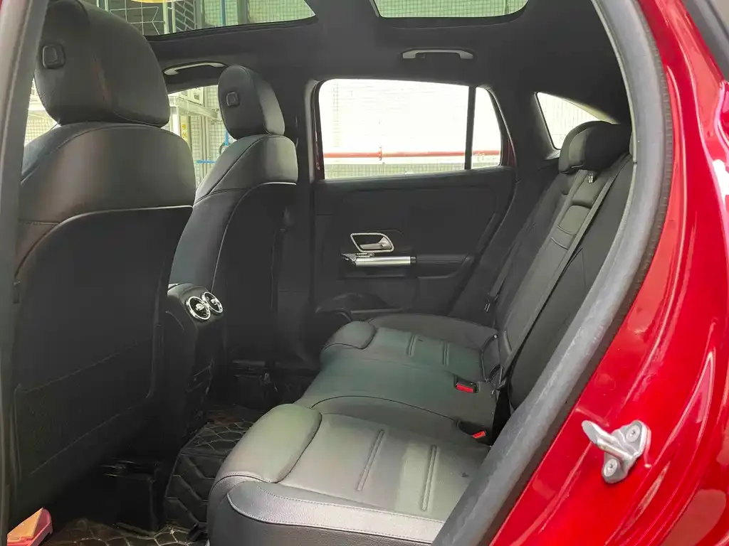 Mercedes-Benz GLA — фото 5