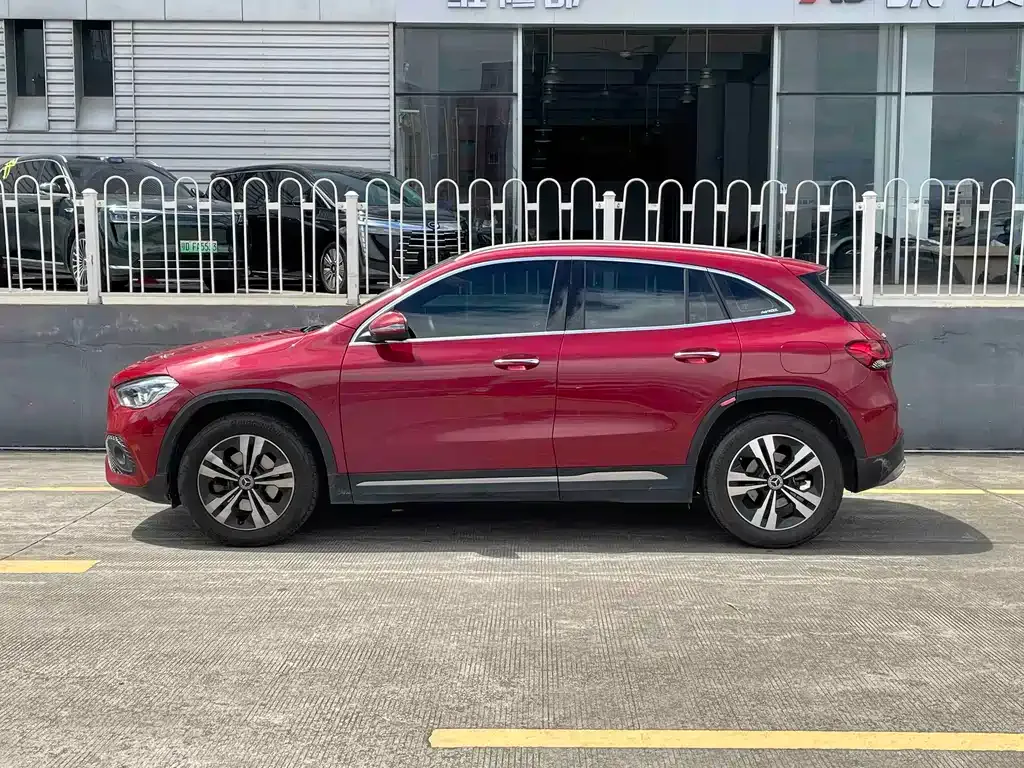 Mercedes-Benz GLA — фото 9