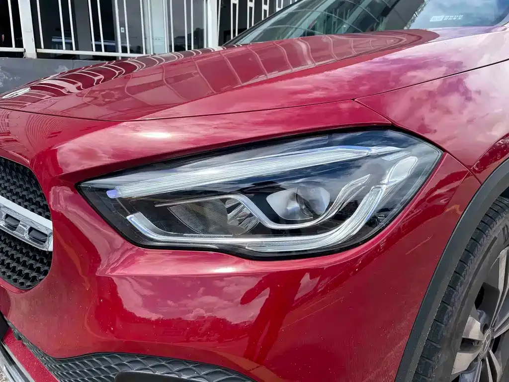 Mercedes-Benz GLA — фото 6