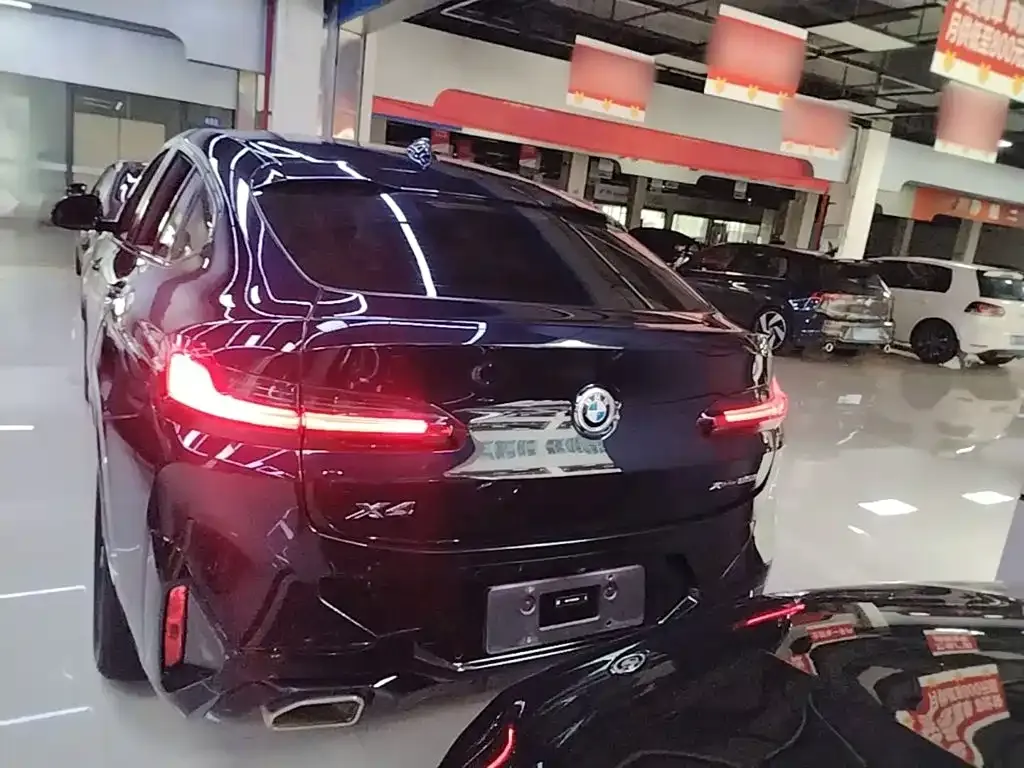 BMW X4 — фото 4