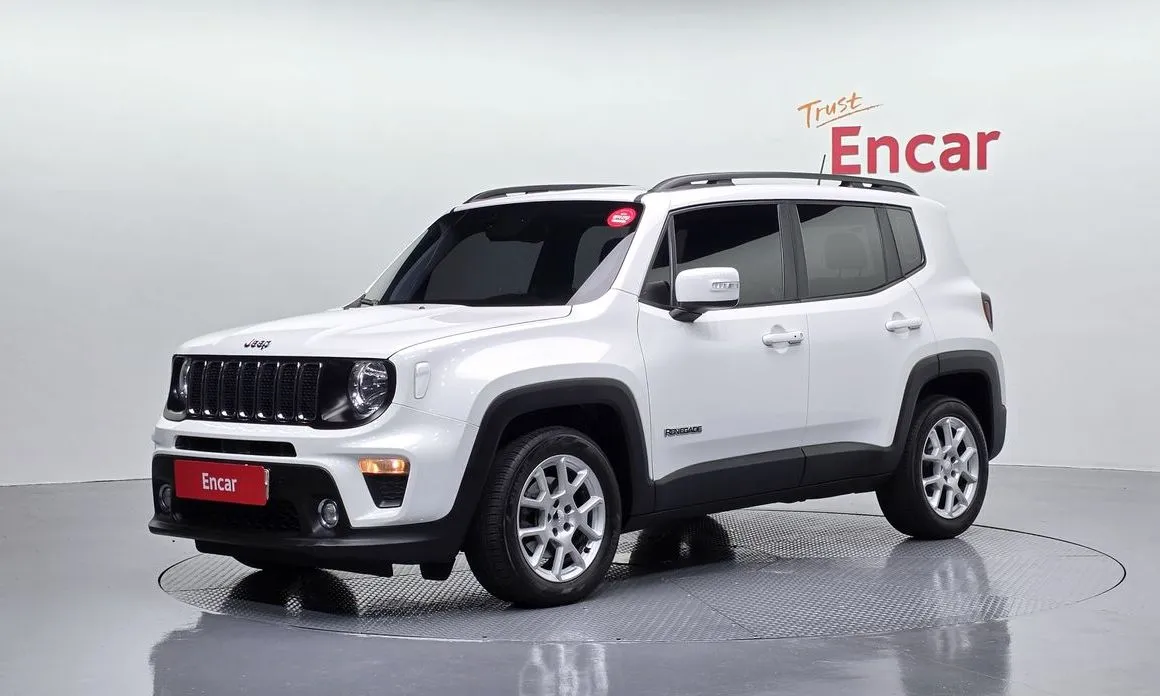 Jeep Renegade — фото 1