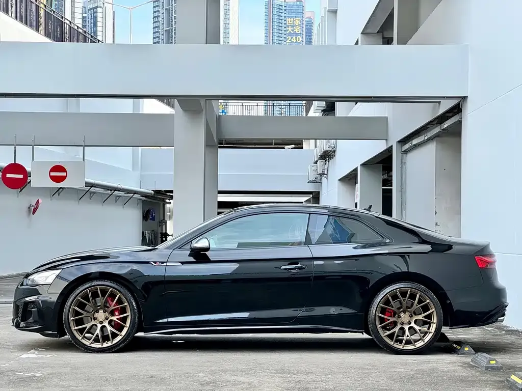 Audi S5 — фото 5