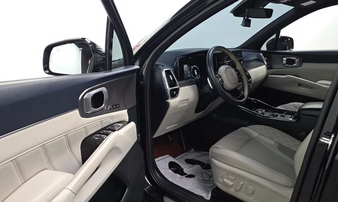 Kia Sorento — фото 6