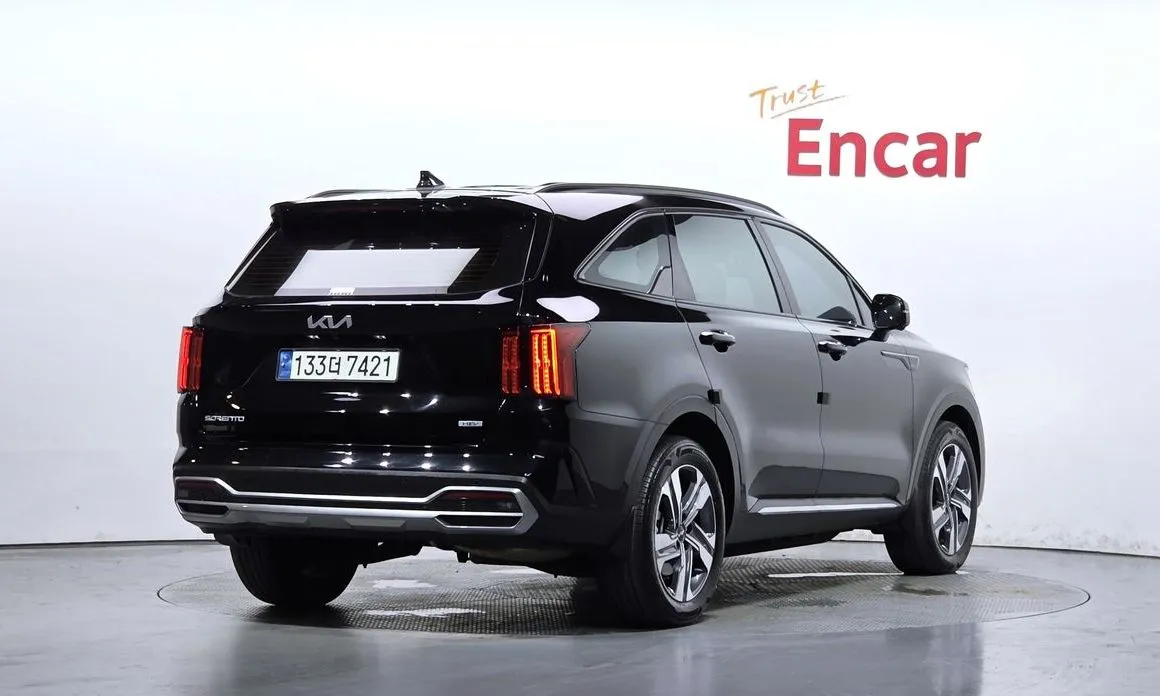 Kia Sorento — фото 5