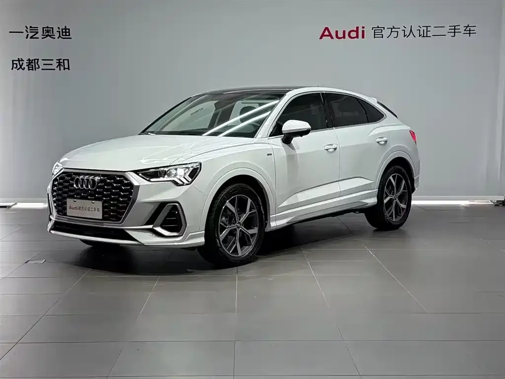 Audi Q3 Sportback — фото 1