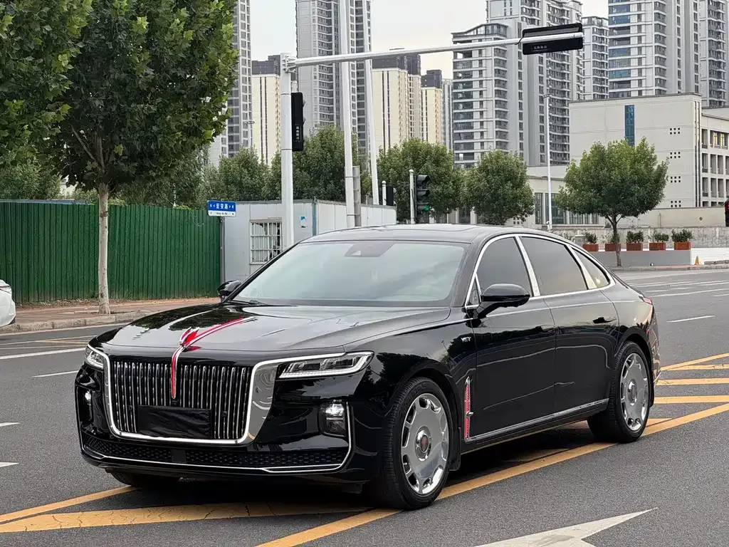 Hongqi H9 — фото 1