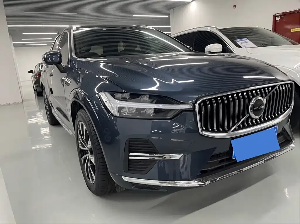 Volvo XC60 — фото 7