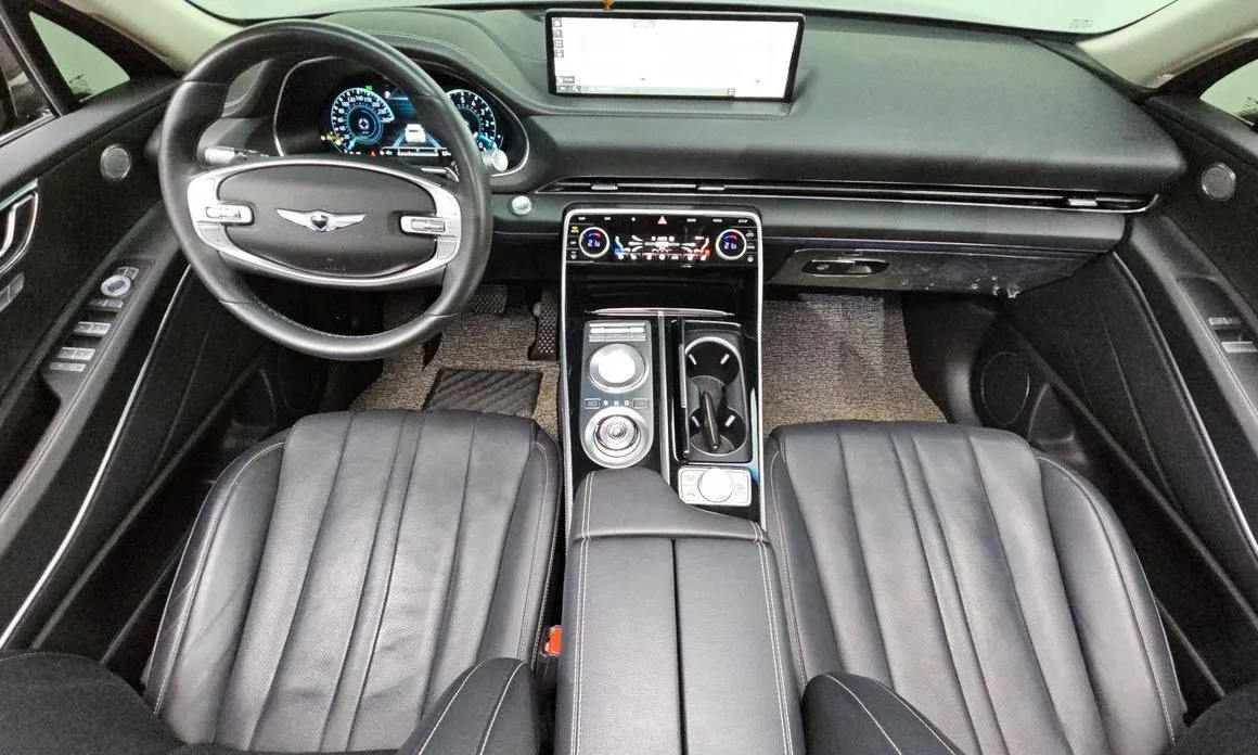 Genesis GV80 — фото 10