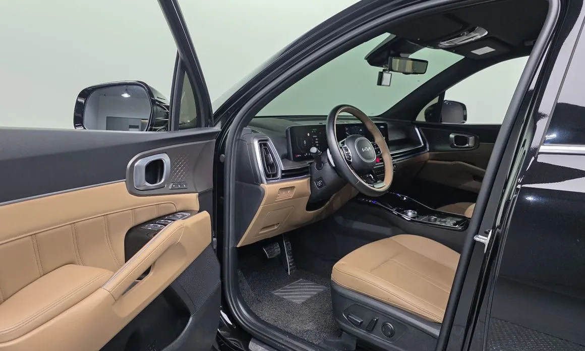 Kia Sorento — фото 9