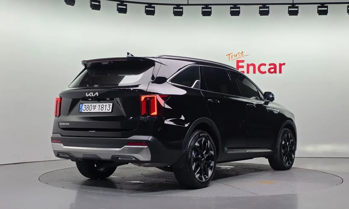 Kia Sorento — фото 8
