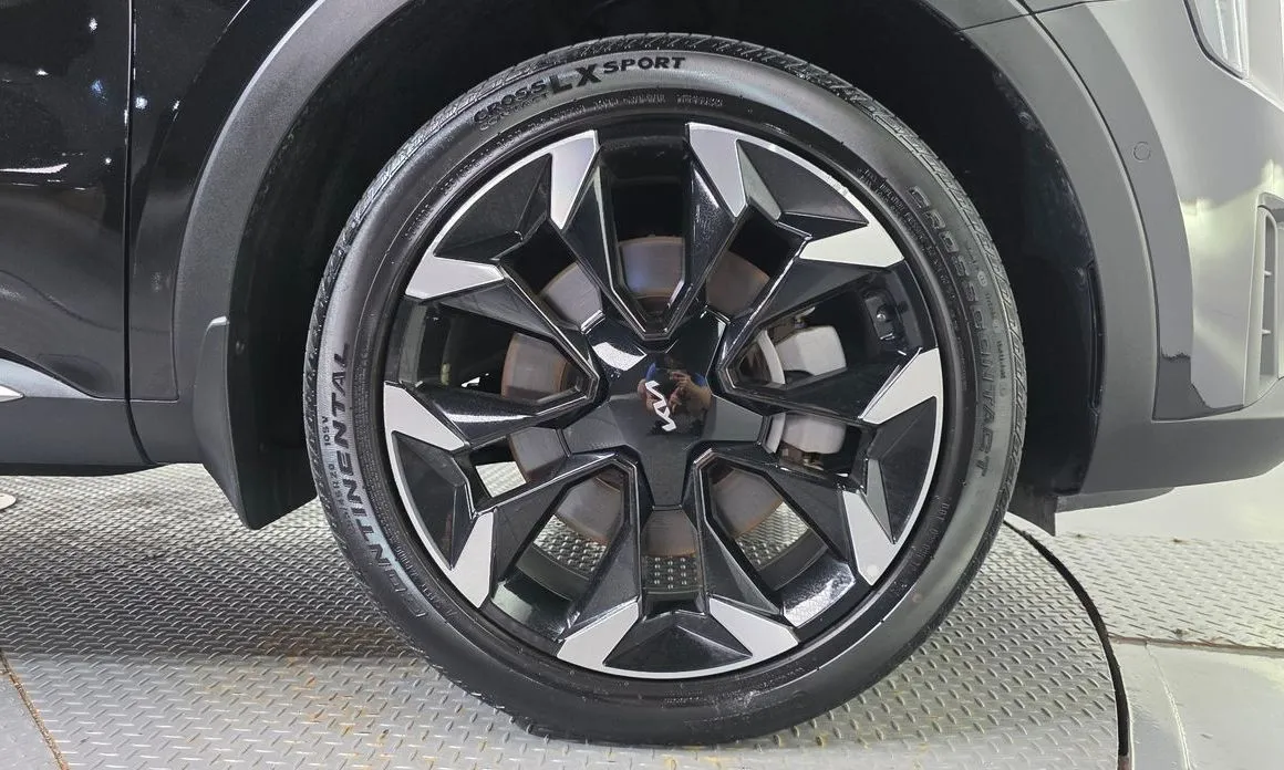 Kia Sorento — фото 10